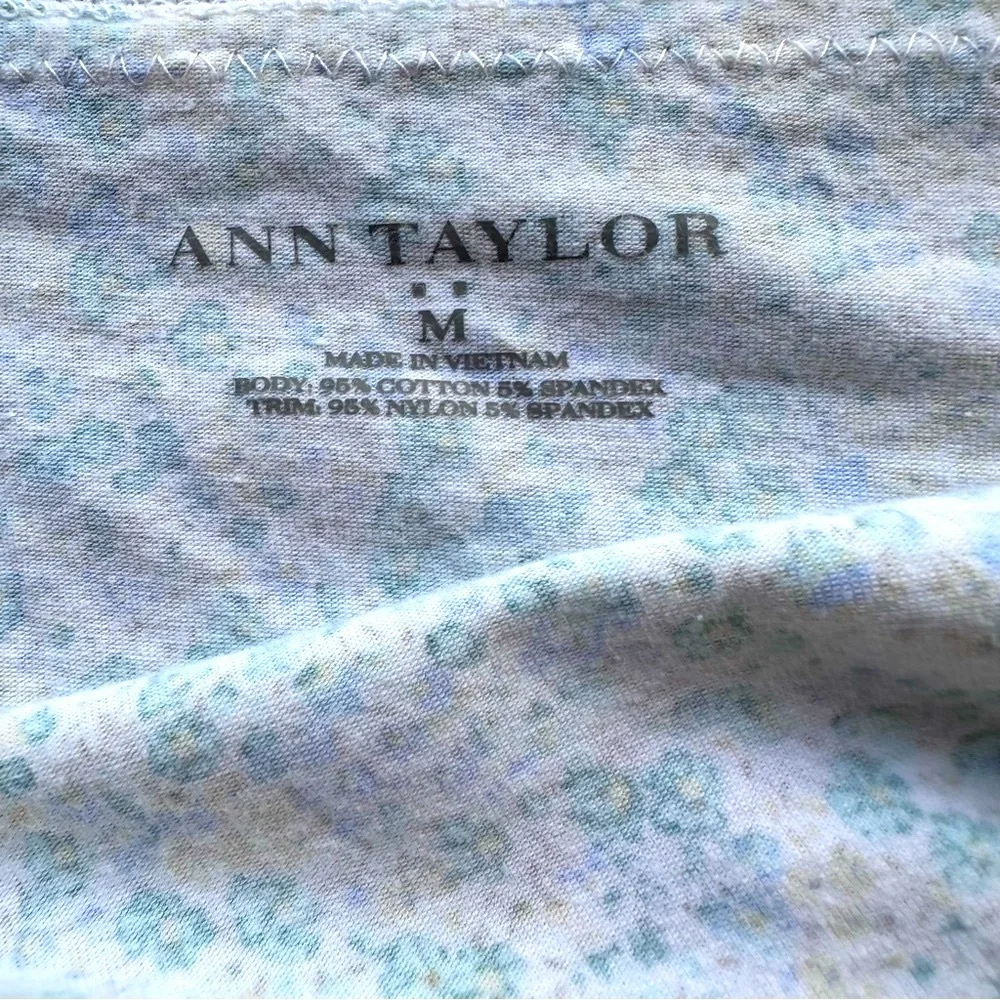 Ann Taylor Camisole / Cami in Pastel Floral Pattern, Medium